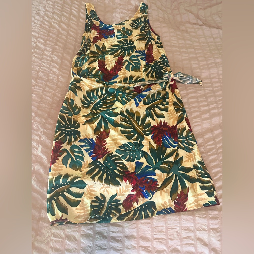 Made in Hawaii - Faux Front Wrap - Tank - Tropical Print - Sundress Size M